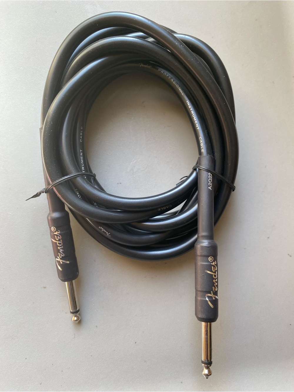 Fender Professional Instrument Cable A20224 (10 ft)